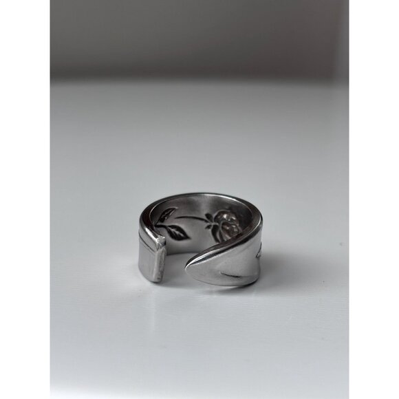 Handmade Rose Spoon Ring - Size 7 1/4 Floral Silverware Wrap Band Silver - Picture 2 of 6